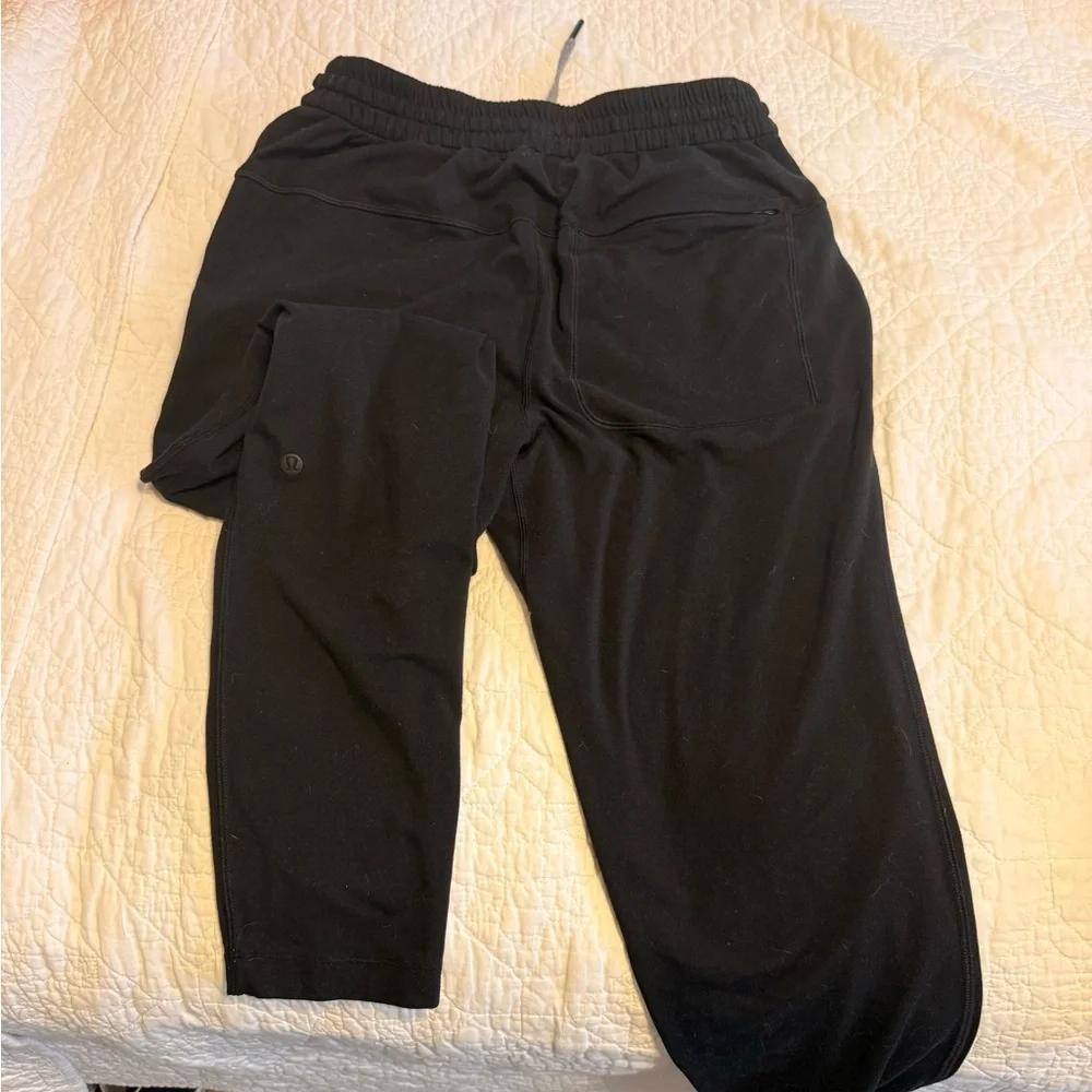 Lululemon Black Jogger Pant - Picture 3 of 4